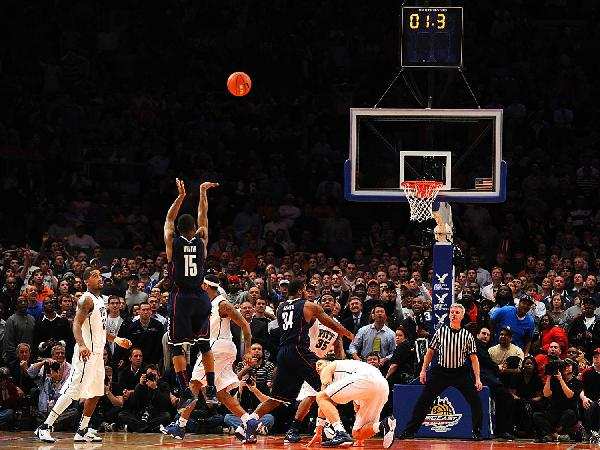 武汉女足vs东孟加拉女足首发：王霜领衔，奥乌苏先发