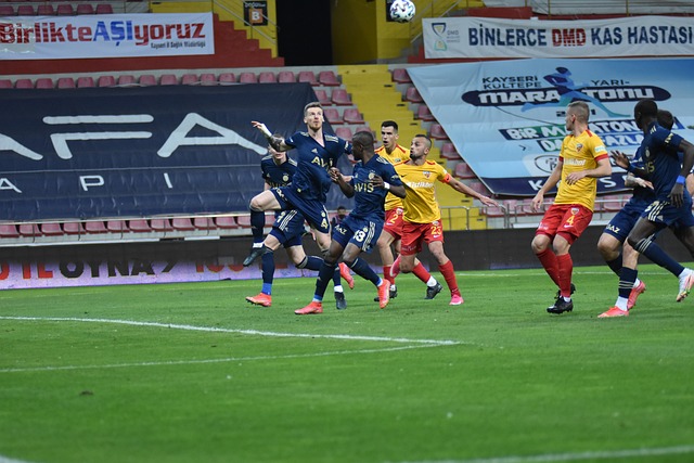 重创！阿诺德伤停两月 皇马右路告急 欧冠生死战遭遇防线危机